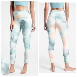 ATHLETA Elation Printed 7/8 Tight Petite